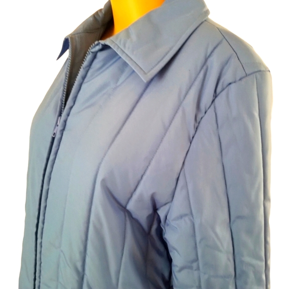 J. Crew light to medium weight quilted winter jacket in periwinkle blue. Sz M - Picture 5 of 7